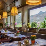 Hotel-gasthof Sonnenbichl Gæstehus Oberwössen