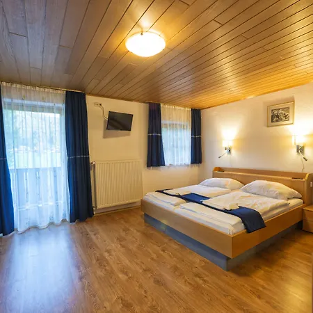 Hotel-gasthof Sonnenbichl Penzion 3*