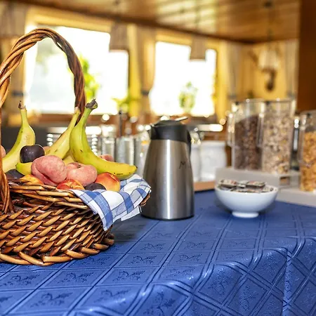 Hotel-gasthof Sonnenbichl 3*