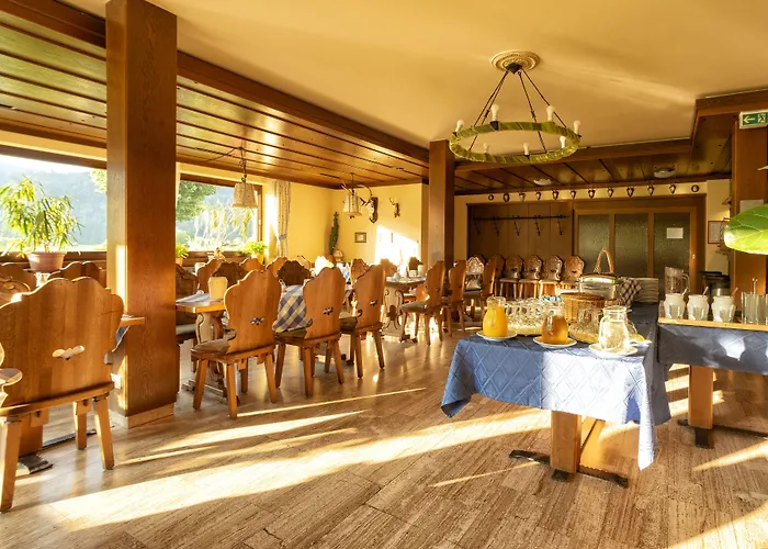 Hotel-gasthof Sonnenbichl Oberwössen